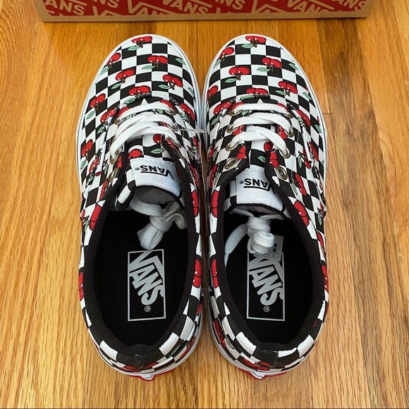 Vans Doheny Cherry Checkered Women’s Sneakers - Picture 5 of 6